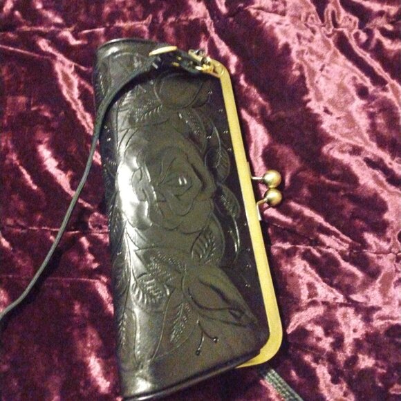 Purse - Picture 5 of 8